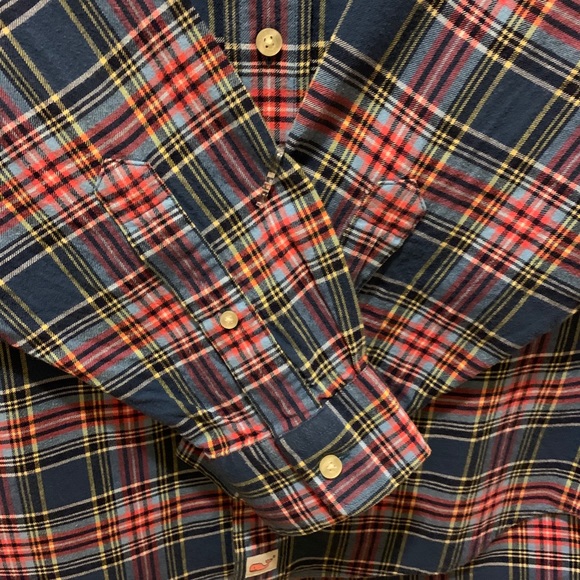 Vineyard Vines flannel Murray shirt - Picture 5 of 7